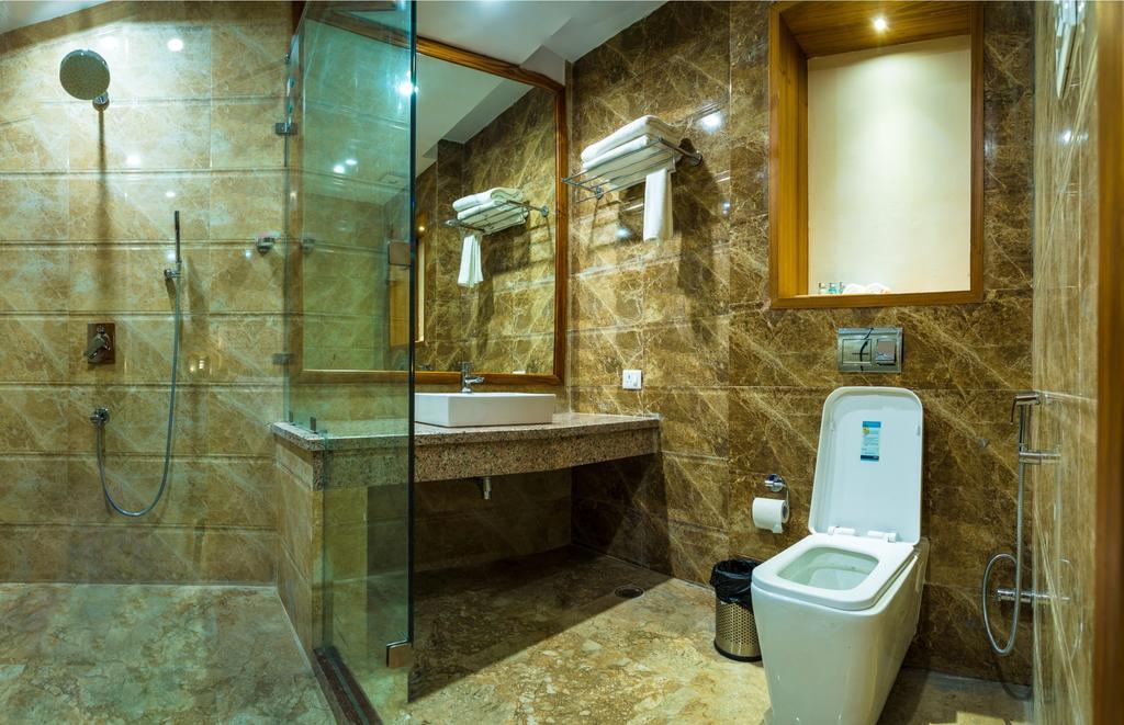 Hotel Inclover-A Peaceful Retreat Dharamshala Rum bild