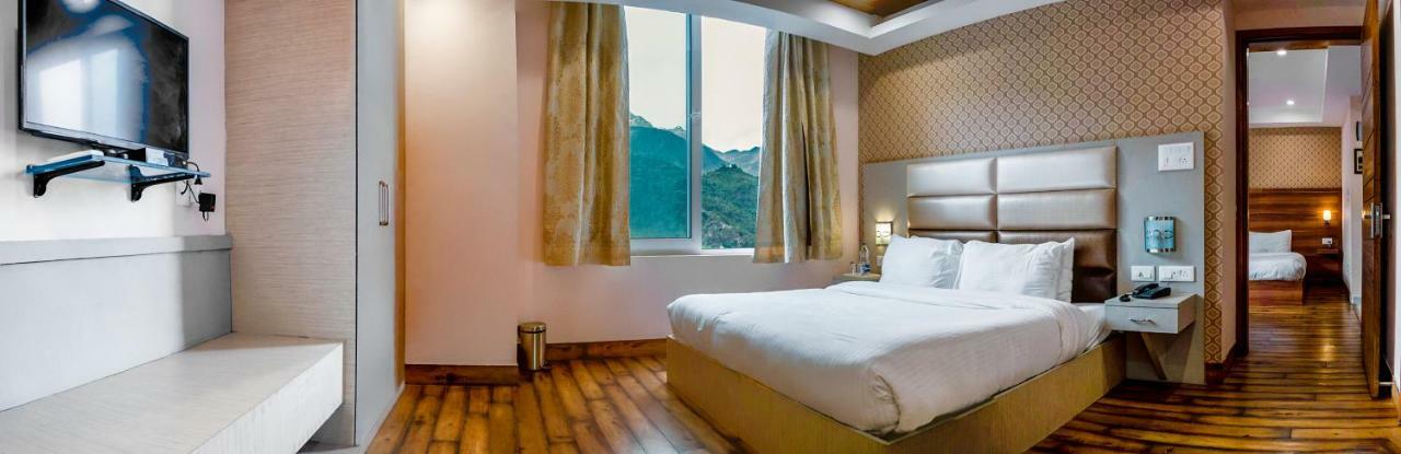 Hotel Inclover-A Peaceful Retreat Dharamshala Exteriör bild